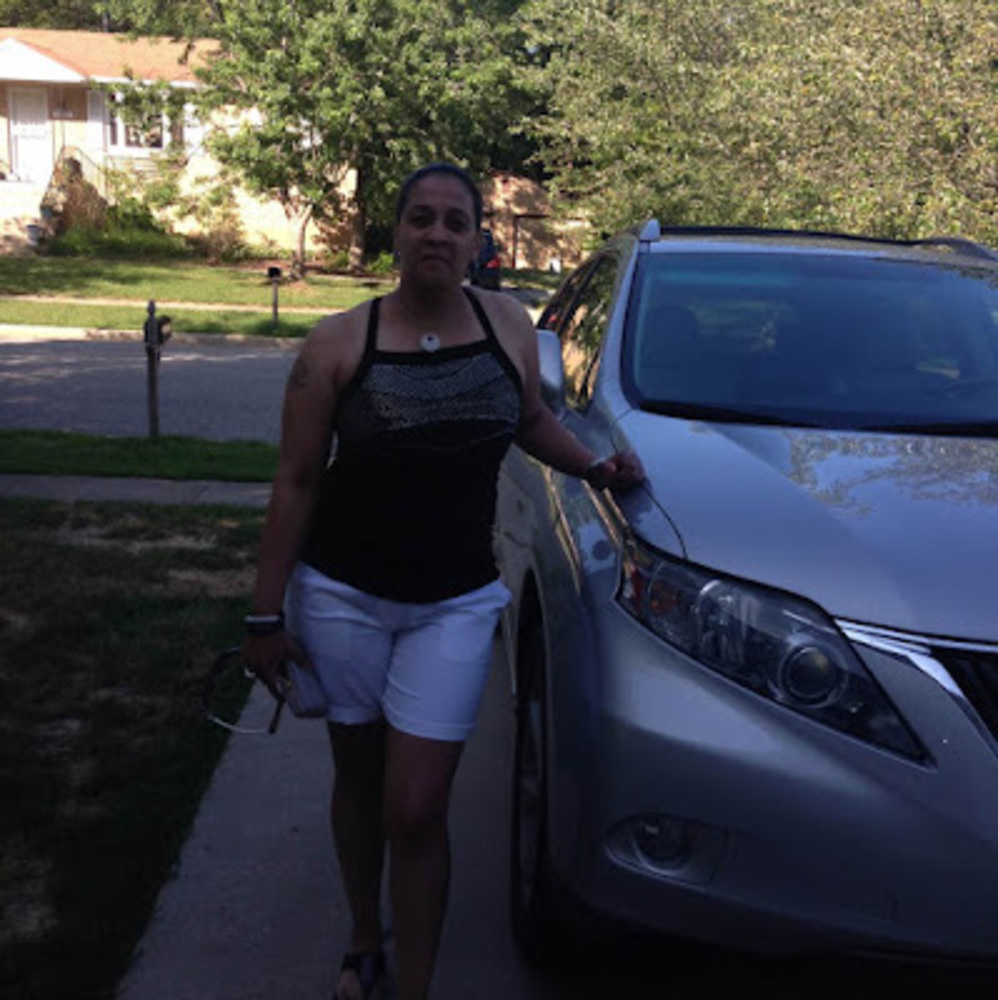 Meet your Posher, Sandi